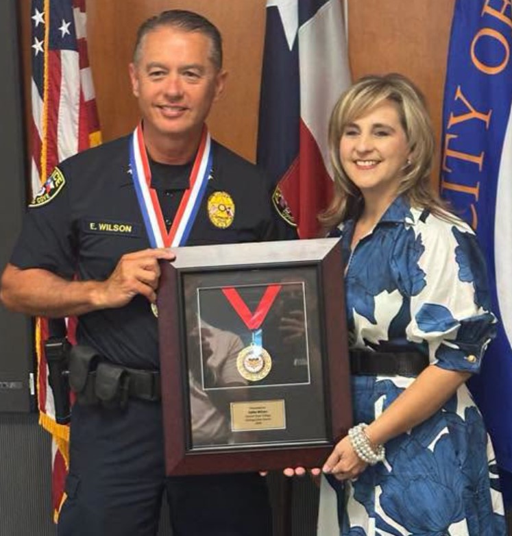Copperas Cove Assistant City Manager and Chief of Police Eddie Wilson is presented the Distinguished Alumni award by Central Texas College Foundation Executive Director Valerie Payson. Wilson graduated from CTC’s police academy where he has also served as an adjunct professor. 