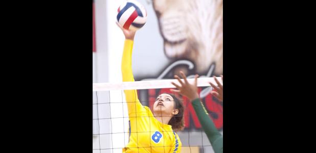 CCLP/TJ MAXWELL - Cove’s Aidan Chace hits during the Lady Dawgs’ playoff win over Desoto. Chace was Named District 8-6A Newcomer of the Year.