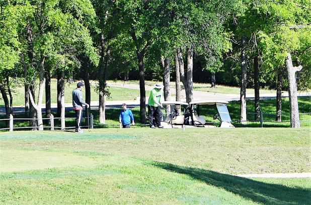 CCLP/LYNETTE SOWELL The Copperas Cove Lions Club held its 29th annual golf tournament on March 25 at the Hills of Cove Golf Course. This year, 56 golfers made up 14 teams. Approximately $7,000 was raised at the event. The Lions Club raises funds which provide vision screening and for glasses for those who can’t afford them, with children being the ones who benefit from receiving the prescription eyewear. The Lions help provide eye exams and glasses for children whose families may not be able to afford them,