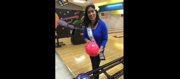 Senior Ms. Rabbit Fest Edith Natividad checks out the bowling alley for the Souper Bowl of Caring on Saturday, Feb. 6, to benefit My Brother’s House, the food pantry of the Holy Family Catholic Church. – CCLP/Courtesy