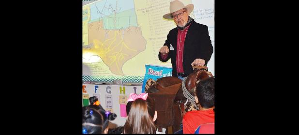 Local history buff, James Powell, shares highlights of Texas and local history with with students last year. – CCLP/LYNETTE SOWELL