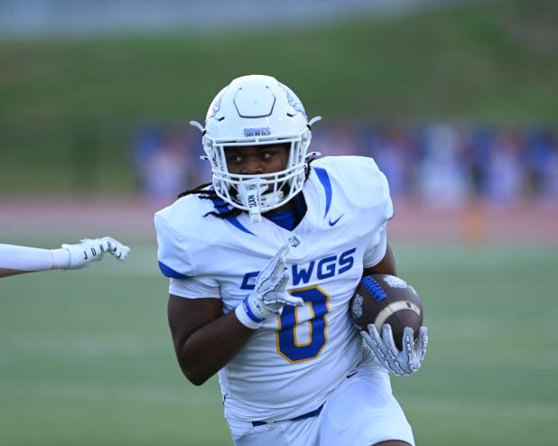 The Copperas Cove Bulldawgs win again on the road at Leander. 